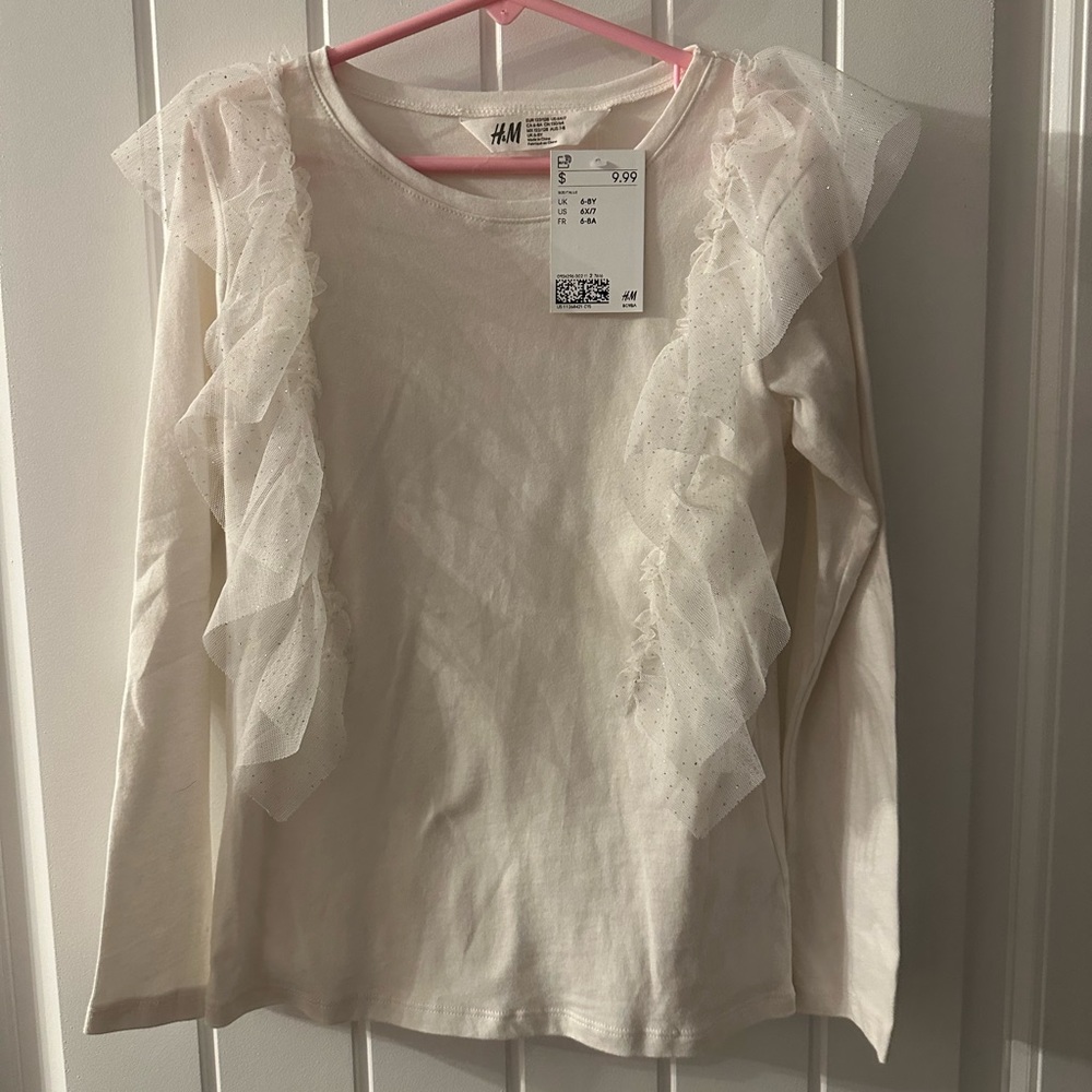 Girl’s shirt.